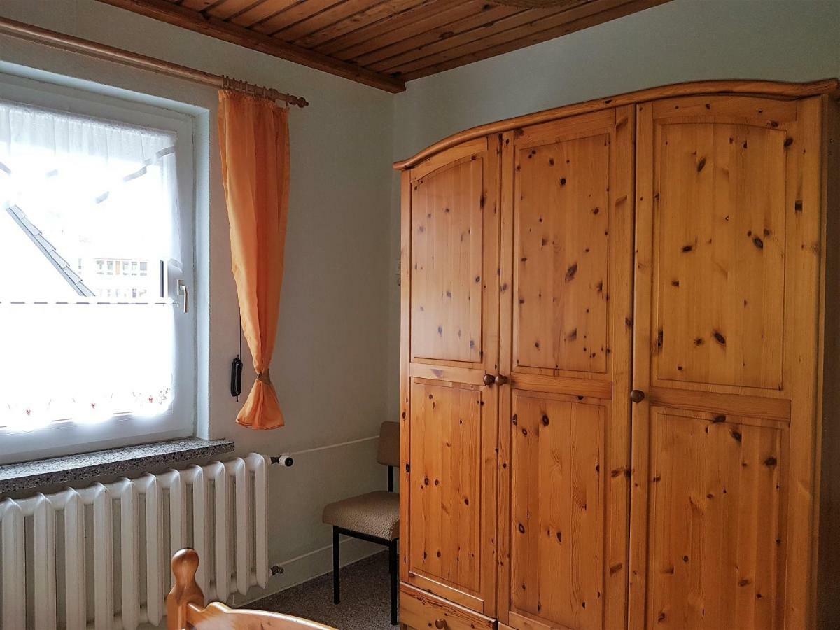 Ferienwohnung Zum Wald Sellin (Rugen) Exterior foto